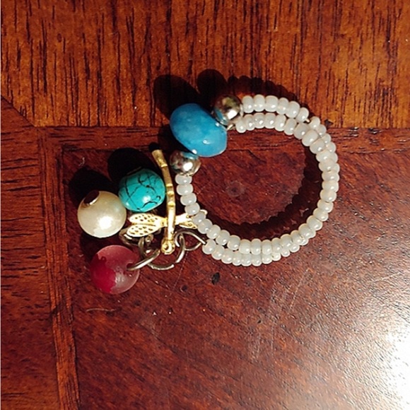 Expandable ring with multicolor stones - Picture 3 of 7